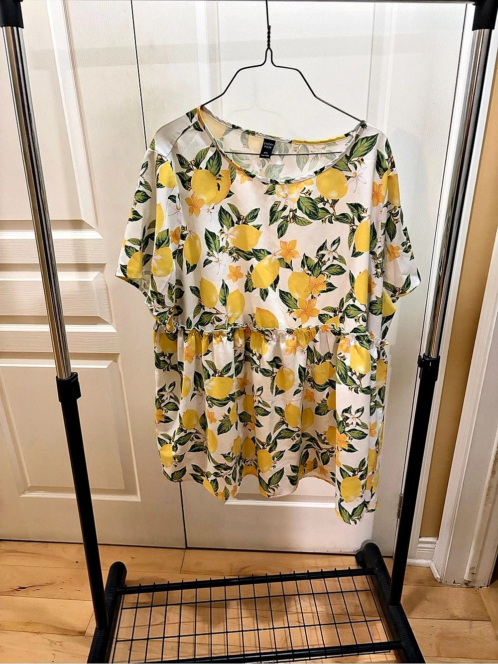 Emery Rose Lemon Floral Mini Dress Size 4XL Like New